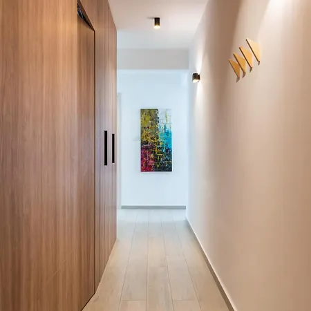 Apartmán Densho 2-Br Luxury Apartment By Makenzy Beach